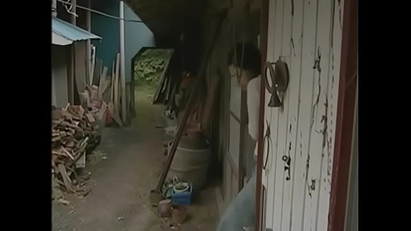 Japanese Love Story 122-Moglie giapponese dal culo rotondo scopata duramente dall'amico del maritino