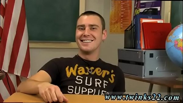 Bilder von durchtrainierten Teenagern, die heißen schwulen Sex haben, xxx Junger dunkelhaariger Bursche