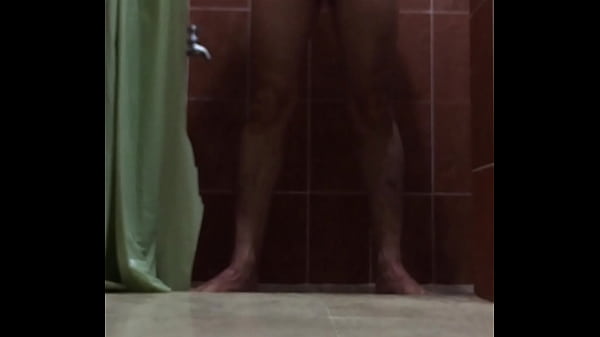 Ba&ntilde_o y masturbating