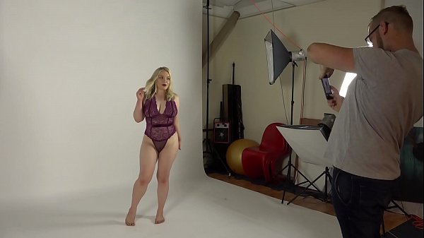 Jade Samantha Fotoshooting ist schiefgelaufen, gefesselt und geknebelt