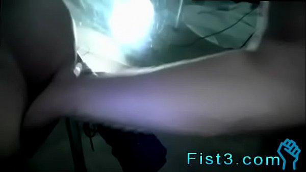 Gay se fait fister par les mecs Seth Tyler et Kendoll Mace se font prendre