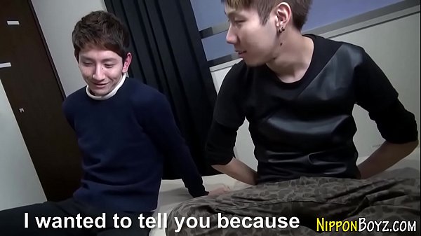 Ragazzo giapponese scopa e sborra