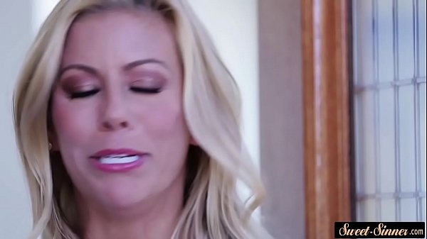 Cougar stepmom spoon fucked after cockriding