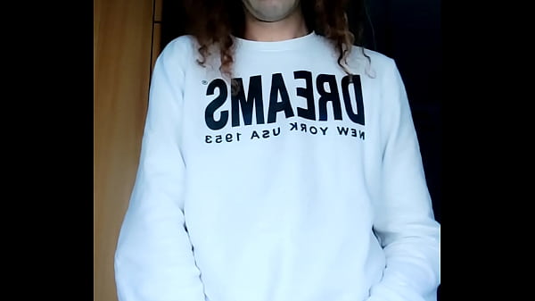 La donna divorziata che fingeva di essere una poliziotta. La verità? (Era solo una troia). Solo una donna nuda che brama un grosso cazzo.