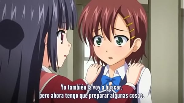 Padre se aprovecha de sus hijas tetonas