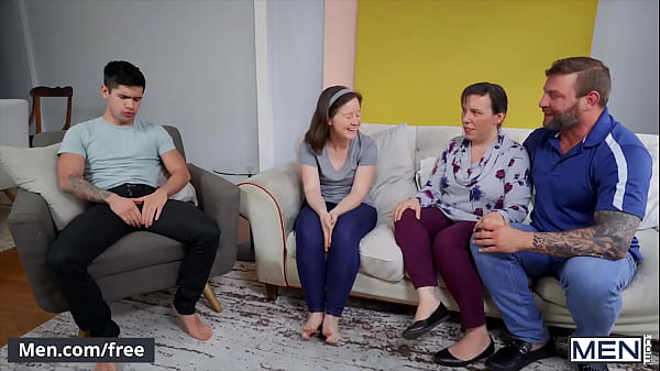 (Colby Jansen) Thấy Làm Thế Nào Horny (Ty Mitchell) Quyết Định Đưa Anh Ta Con Cặc To Của Mình Để Bú - Đàn Ông