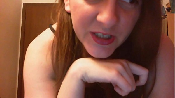 Video auf Italienisch! Ich bringe einem meiner Sklaven bei, seine Windel voller Urin zu tragen