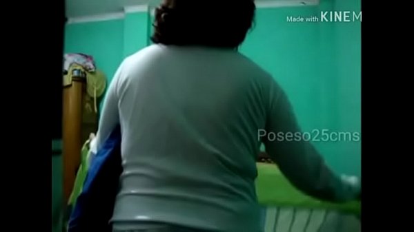 ME GUSTÓ MIRARLA Y LA CONVENCÍ PARA FOLLARLA EN MI DEPARTAMENTO...