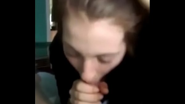 Une blonde française aux gros seins chevauche une bite, amateur baisée par Sugar Daddy