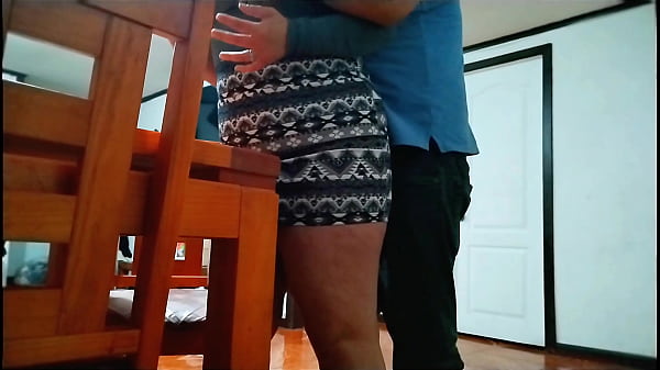 Big ass BBW đụ trên bàn ăn.