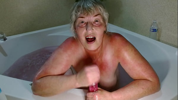 Dawnskye1962 - aggiornamento n. 125 - 1278 Camera d'albergo con jacuzzi joi - 8 settembre 2025