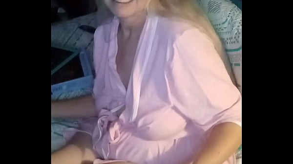 Sexy BBW Masturbates To Orgasm In A Private Chat!