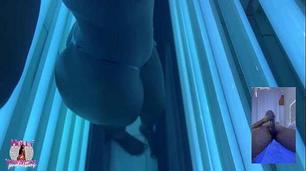 FACETIME IN BRONZE LEFT MY FRIEND'S MALE DROOL AND HARD, I PUT MY PANTIES TO THE SIDE, FOR HIM TO PUNCH MY PUSSY LIKE THAT, WE DON'T HAVE TIME, LOVE FUCK SOON