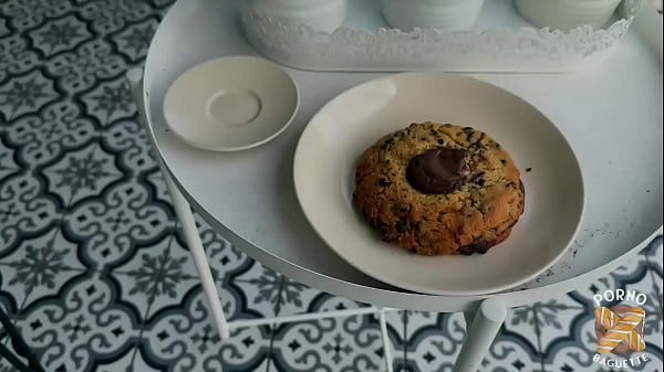 Joy, bellissima ragazza porca, lo prende nel culo