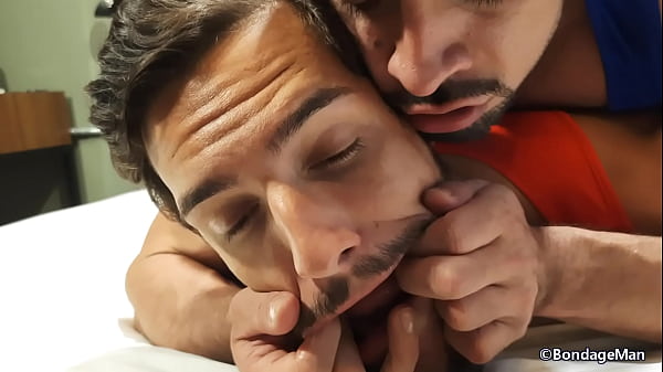 Khách sạn Bondage: Mike Bebecito và Sam Decker bị trói và bịt miệng chết tiệt | XEM TRƯỚC