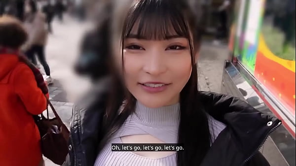 [Doppiaggio inglese] Una ragazza masochista molto bella e dal seno grande che vuole diventare una doppiatrice idol si fa riempire di sperma! Il primo sesso POV di una ragazza con il suo sadico fidanzato!