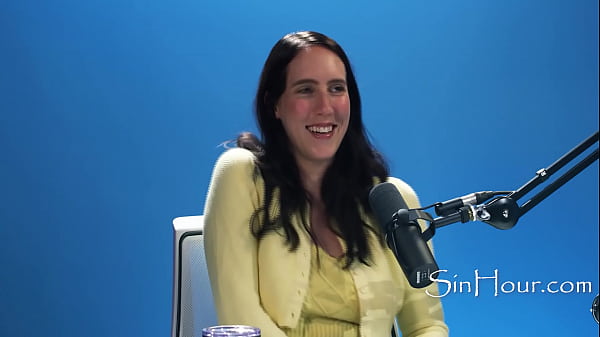 I Am A Kisser.. I Love Kissing - Cadence Lux