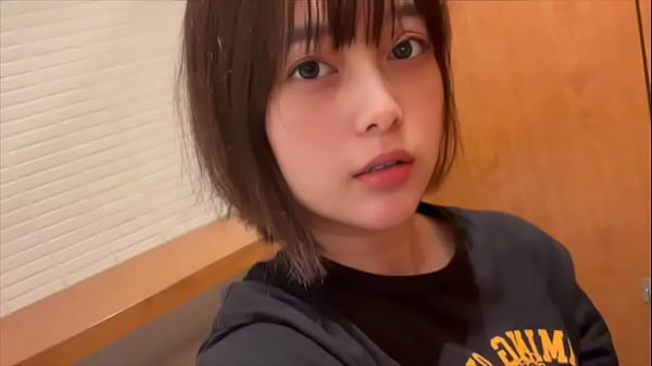 [Masturbación mientras entreno] Había una persona trabajando a mi lado, pero me emocioné y me masturbé solo & hellip_