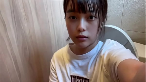 【ト◯レオナニー】もうまんこがくちゅくちゅになるくらいオナニーしてしまいました&hellip_。今日も沢山潮でちゃったな。