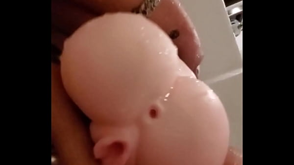 A good jet of water Emy Angel