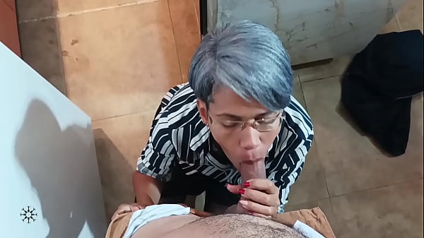 I cheated on my husband with his best friend-Porn in Spanish, my husband asks him for the favor of looking for me at the event.