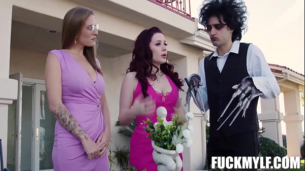 Edward'_s Step Mom Surprise: A Hot Threesome with Annie and Jessica