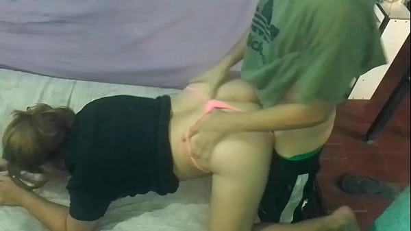 Mi novia sexy en perrito, con final adentro