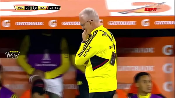 Canarinho chin and pregnant ex-bald guy get foursome in Argentine shave at his house