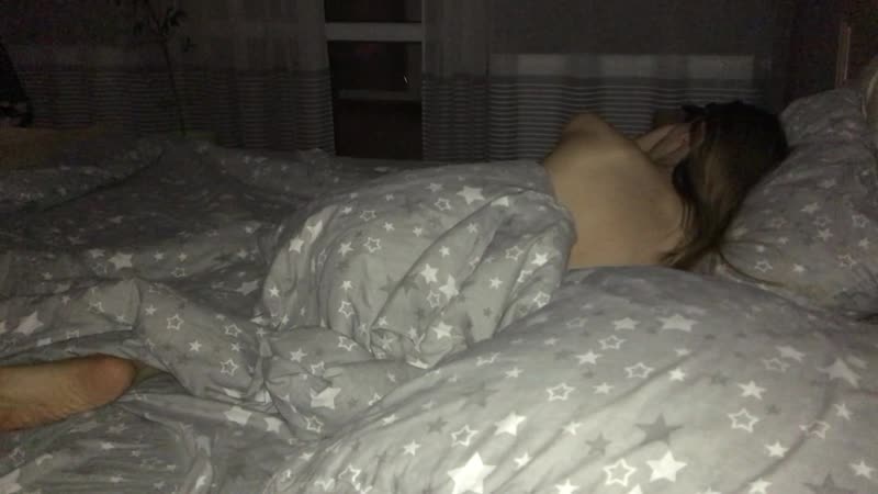 एक युवा जोड़े के कमरे में असली छिपा हुआ कैमरा गर्म शौकिया सेक्स (घर का बना घर का बना युवा सेक्स असली छिपा हुआ कैमरा शौकिया