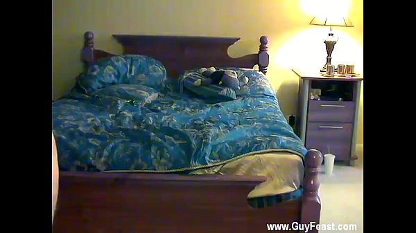 Twinks XXX William gets face poked as Trace straddles his chest